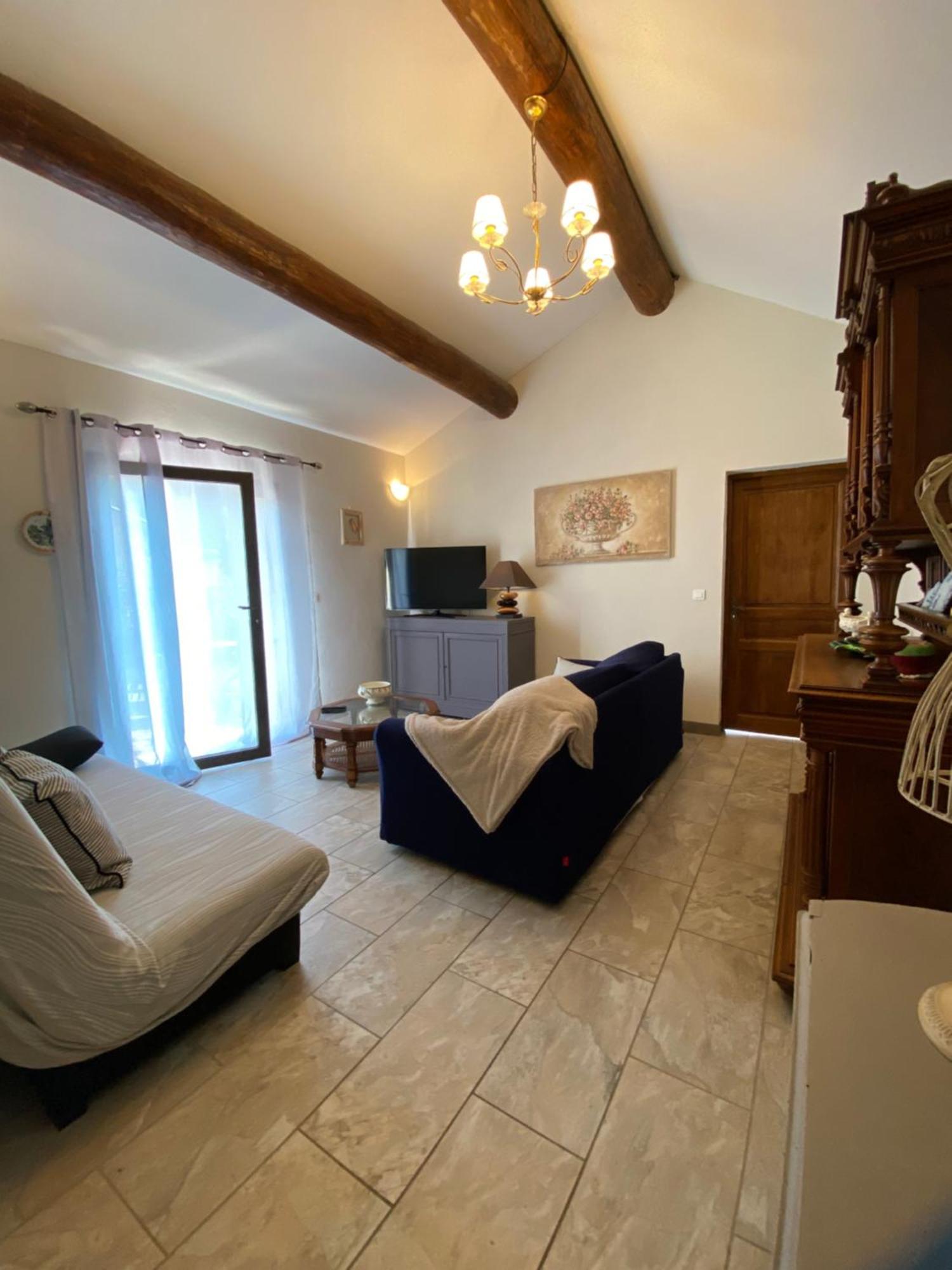 La Petite Garrigue Villa Merindol Exterior photo