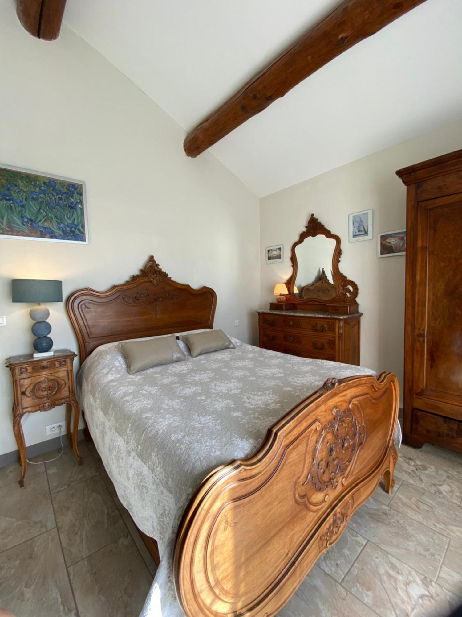 La Petite Garrigue Villa Merindol Exterior photo