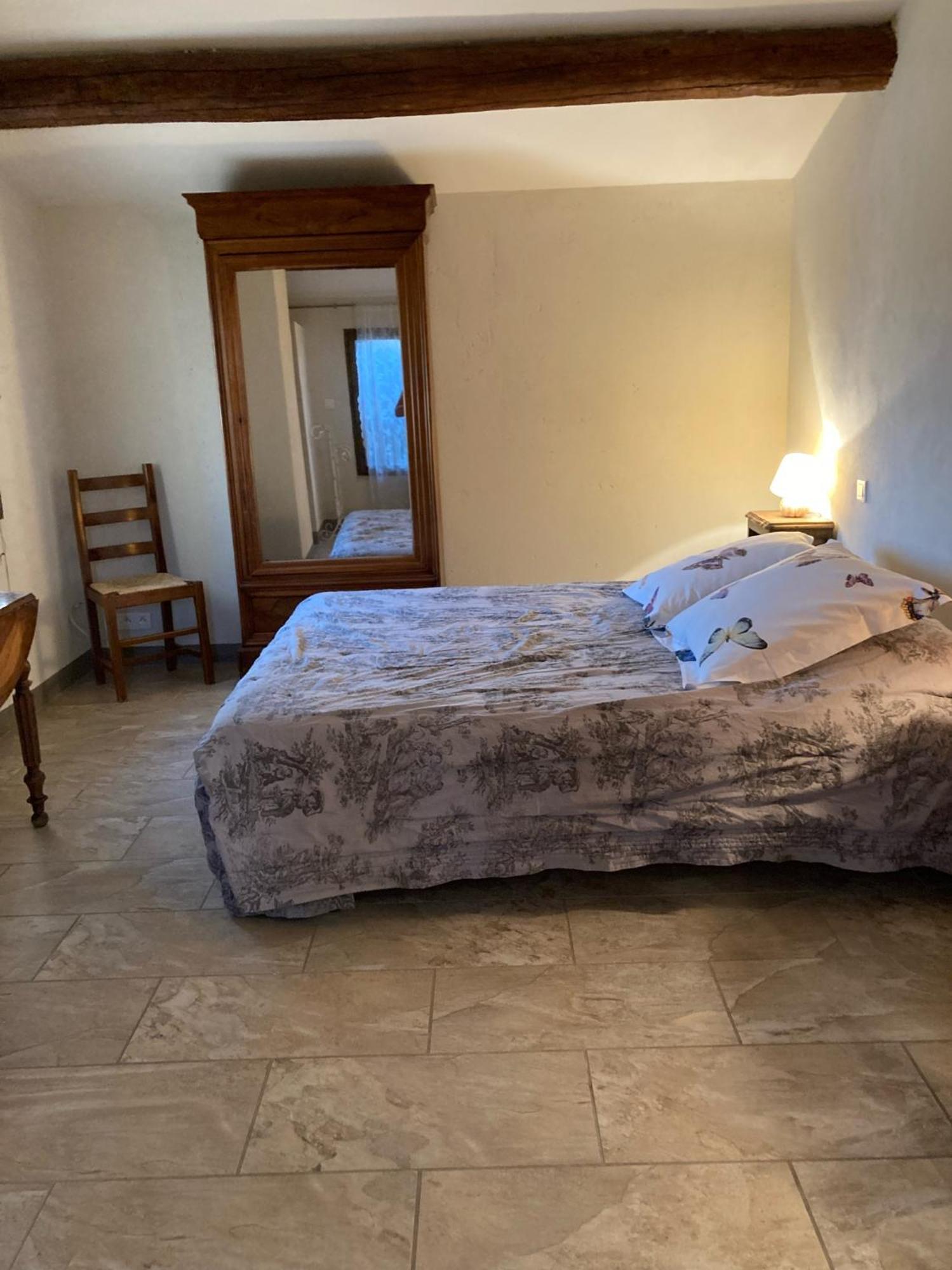 La Petite Garrigue Villa Merindol Exterior photo