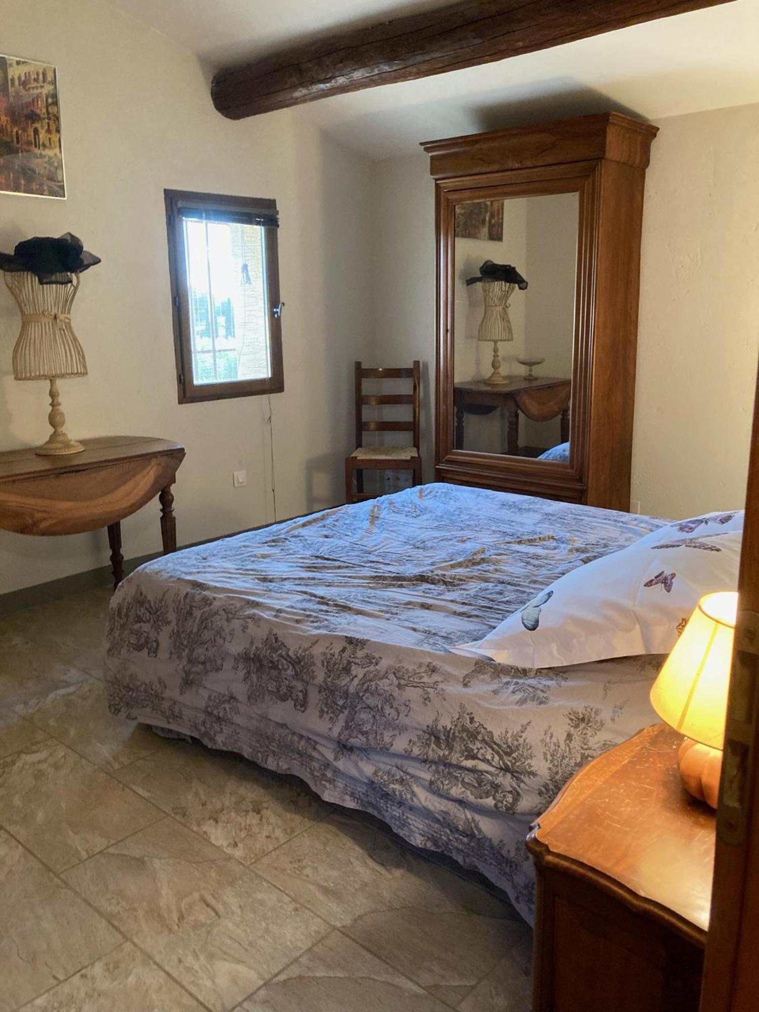 La Petite Garrigue Villa Merindol Exterior photo