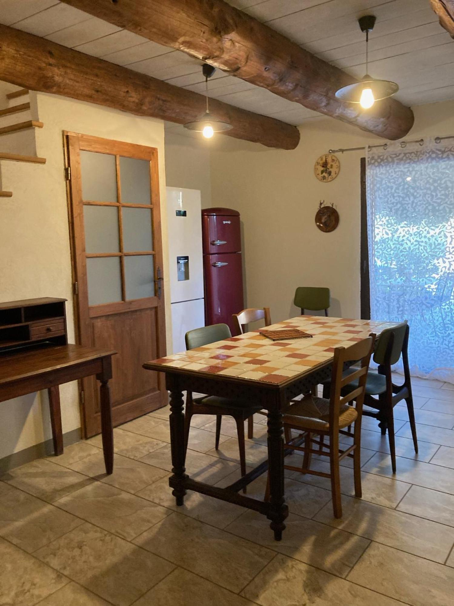 La Petite Garrigue Villa Merindol Exterior photo